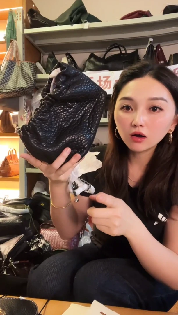 牛剖层皮革高端订制时尚百搭女士手提斜跨包包