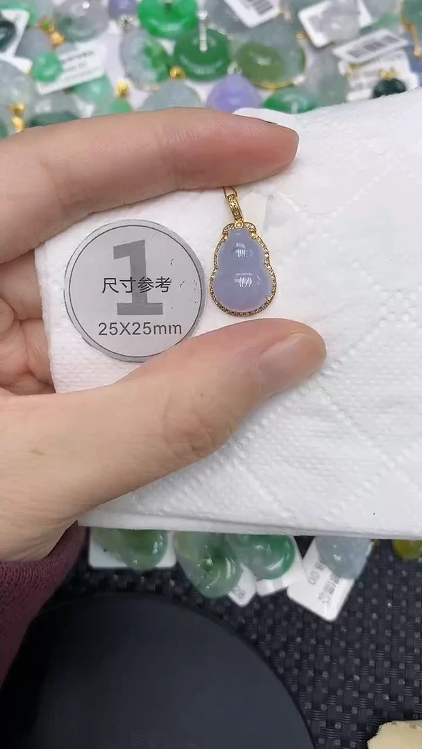 颈饰18K金镶嵌翡翠11111111111