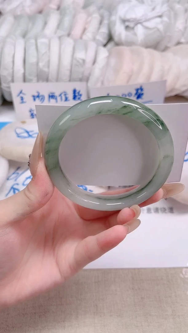 未镶嵌手镯石英质玉40-59