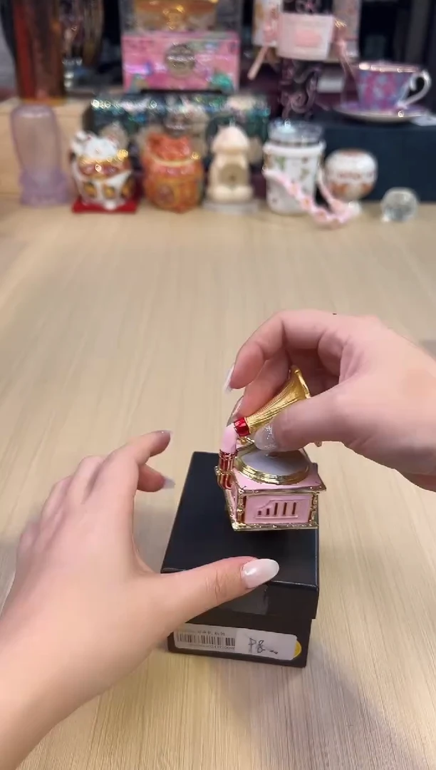 180粉色留声机