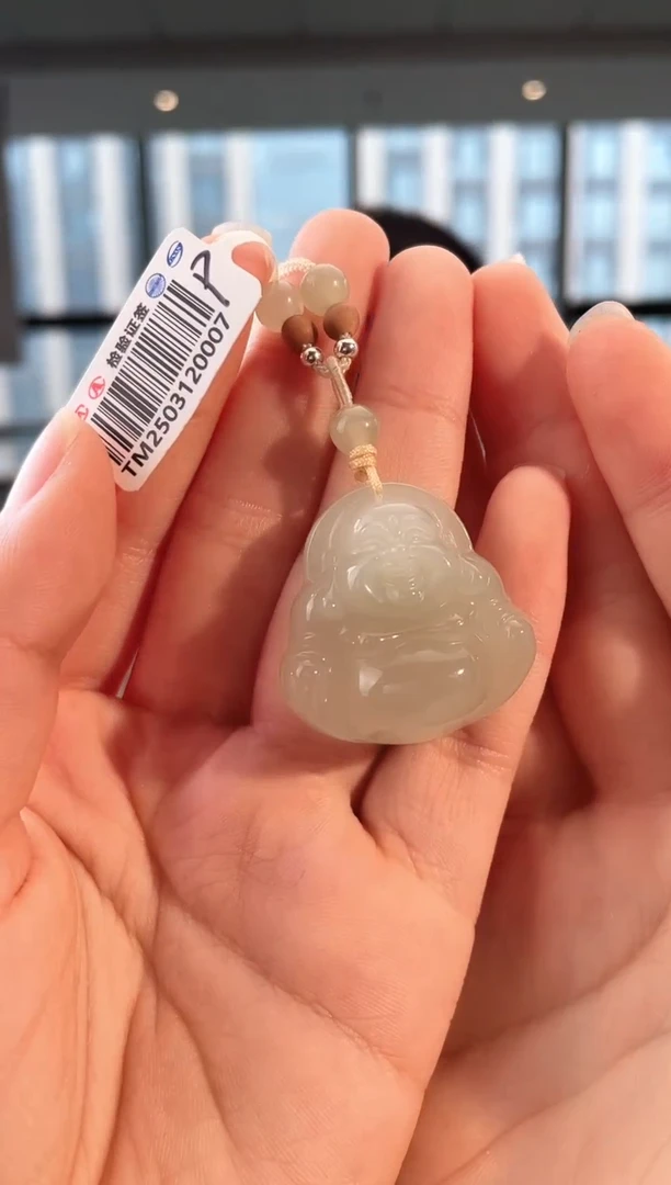 和田玉未镶嵌颈饰佛公 xp