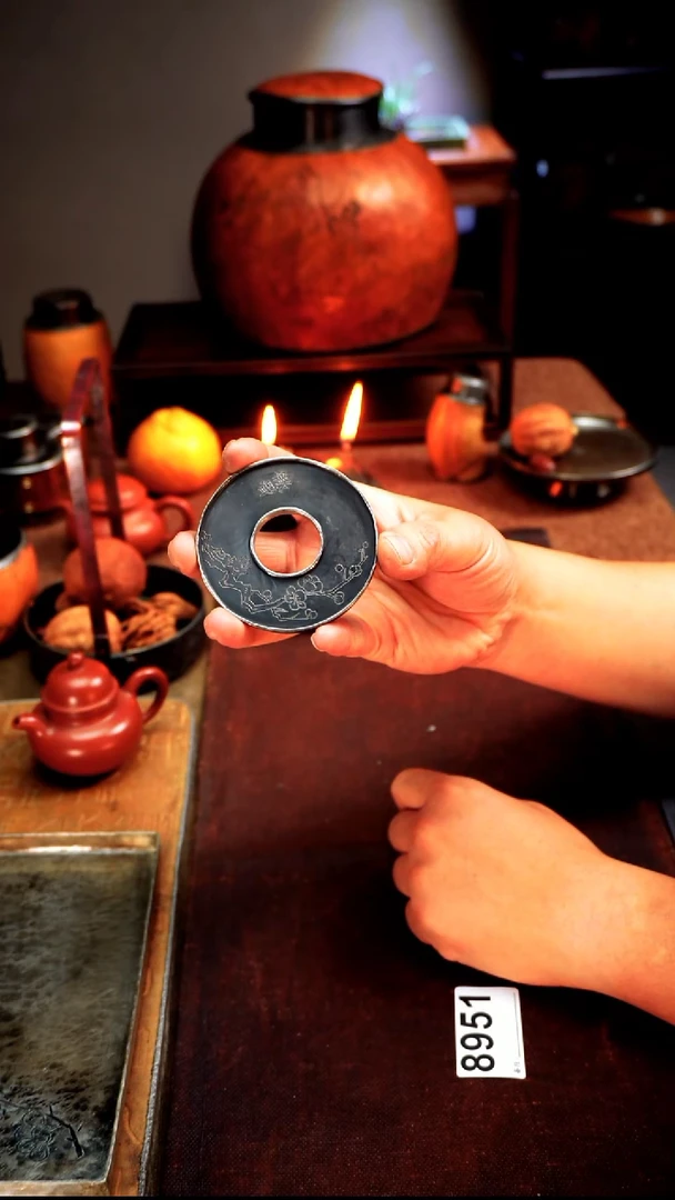 8951福利雕梅花圆圈纯锡盖置