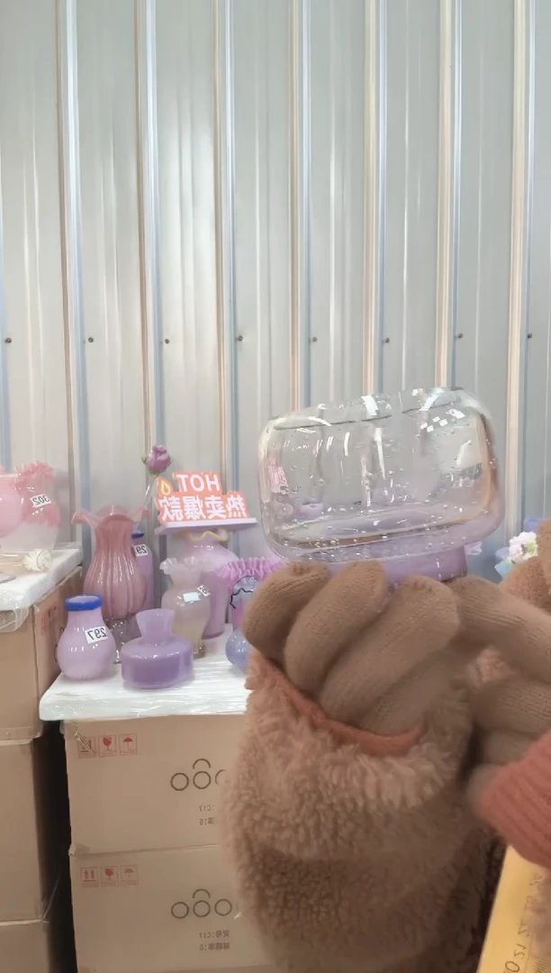 255直播玻璃花瓶