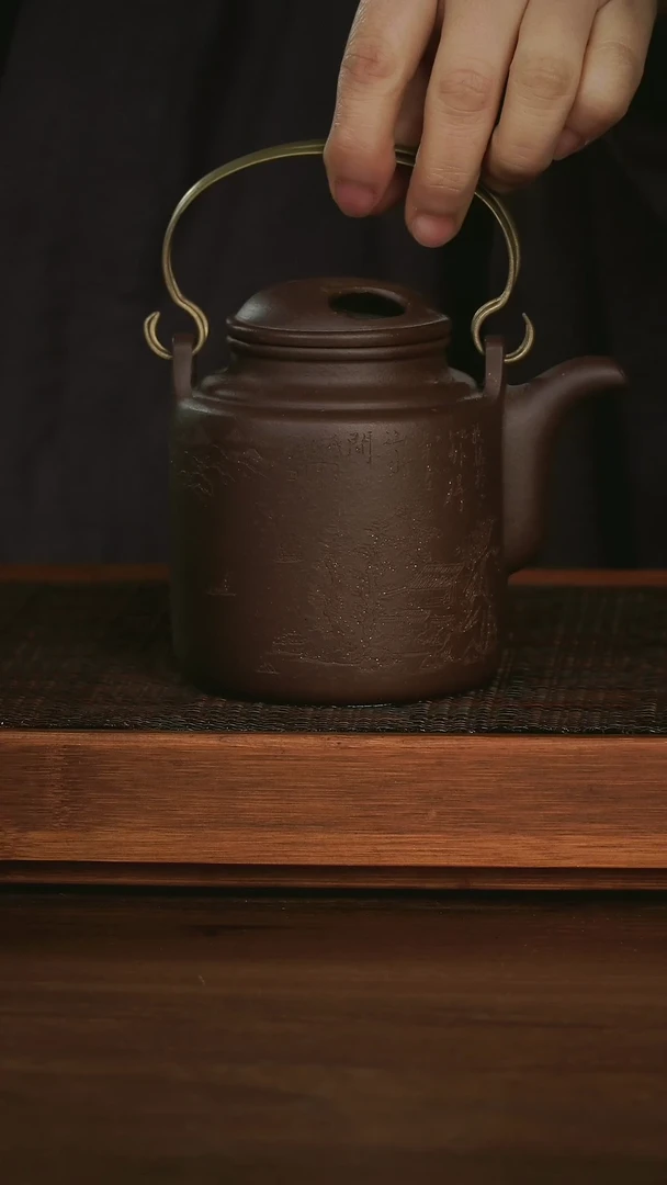 【闪购商品】紫砂茶壶 牛盖洋桶壶 紫泥 带刻绘 350cc