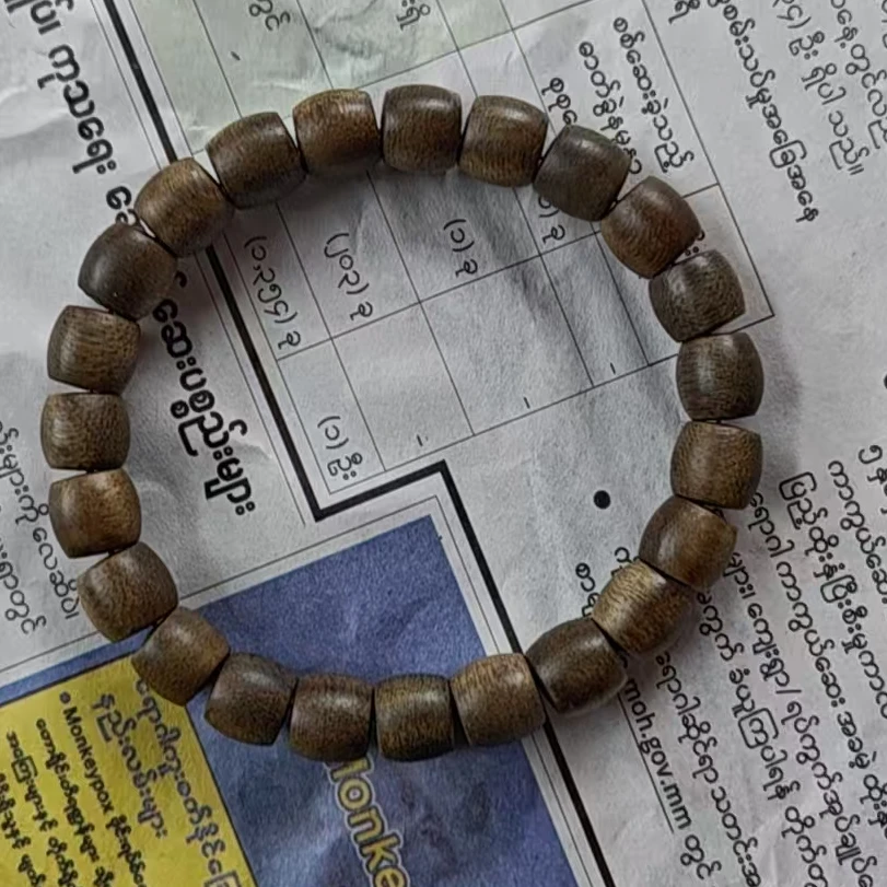 JX14G桶珠沉香手串0.8CM（多样性发货）