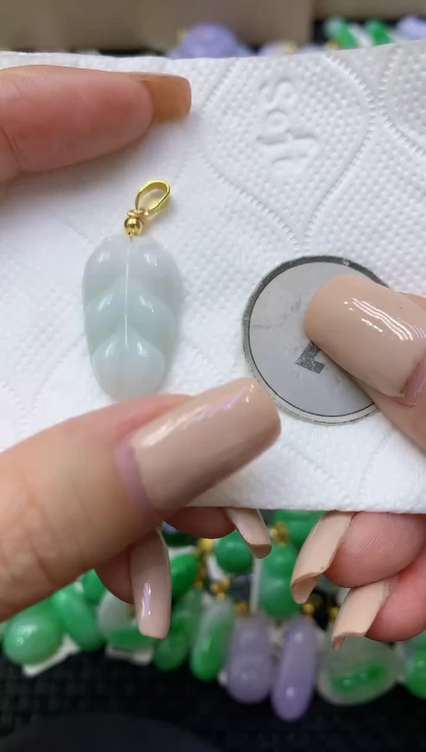 颈饰未镶嵌翡翠天然缅甸翡翠A货