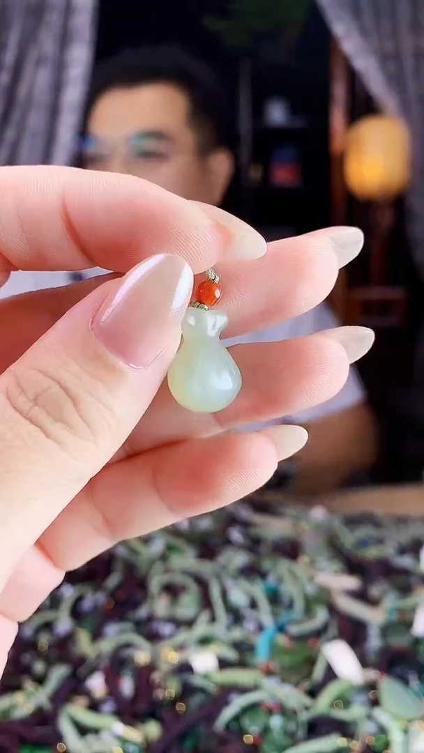 未镶嵌和田玉挂件多样性发货拍一发一