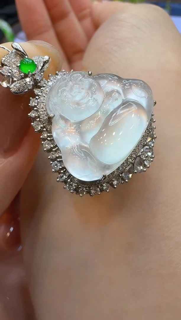 【闪购商品】翡翠吊坠(不含链)18K金镶嵌多样性团购发一件