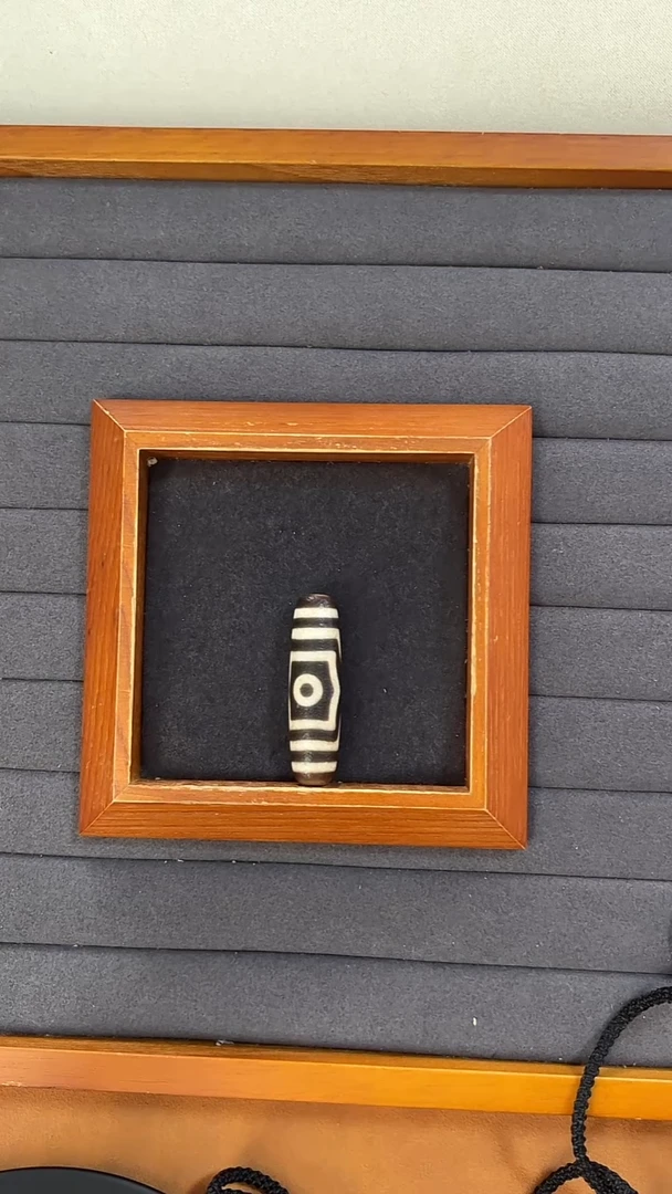 未镶嵌颈饰玛瑙/玉髓钟志明满砂宝盖三眼45.6*12.6