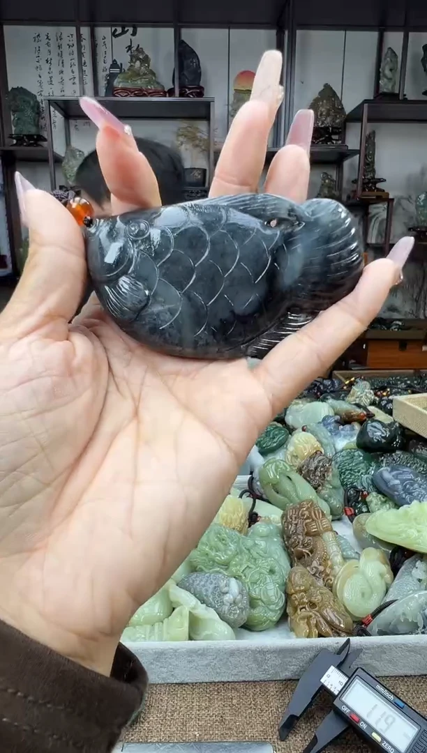 未镶嵌和田玉把件1