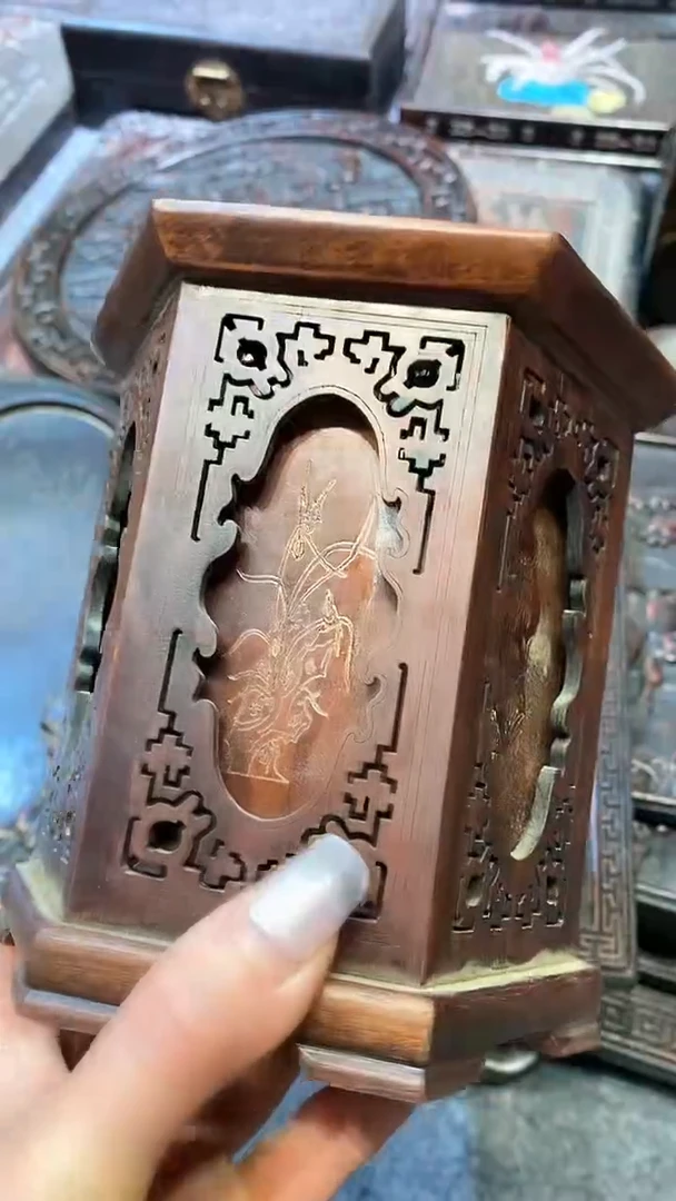 木紫檀雕刻一物一拍以直播间为准