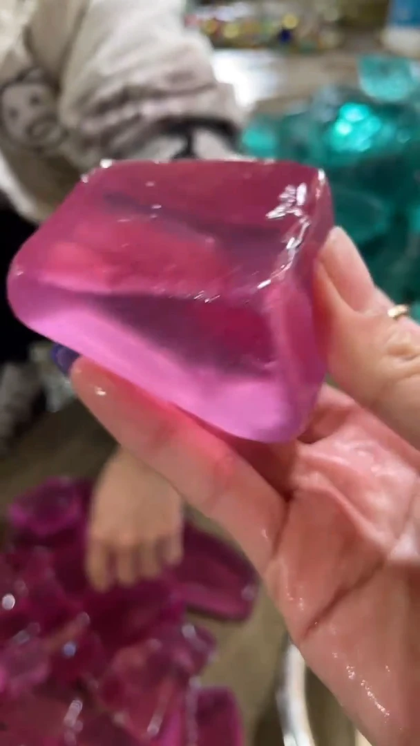 新疆托帕石原石摆件