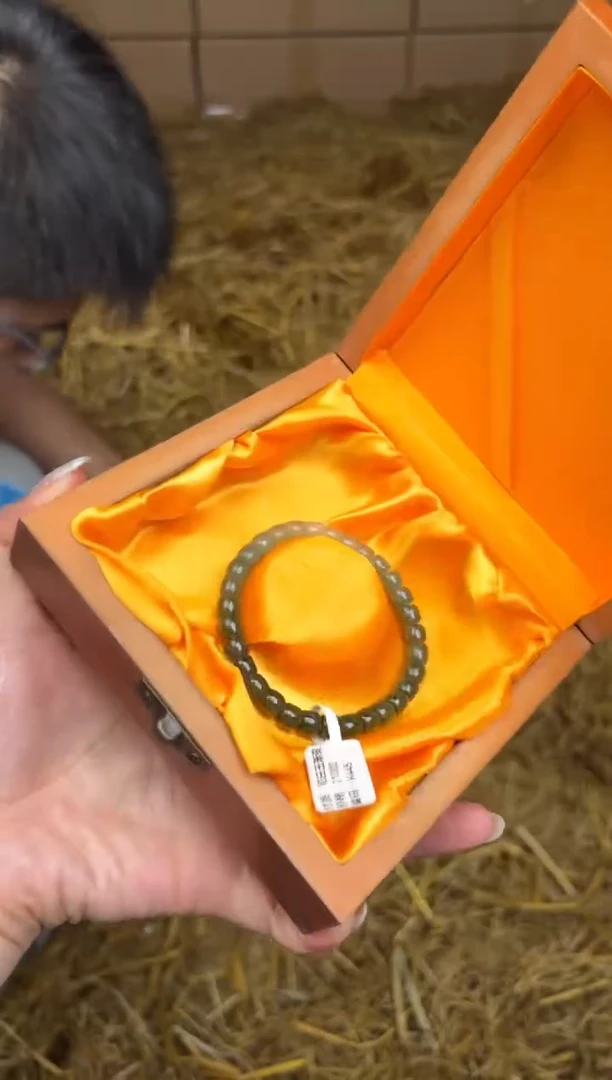 尚品精品手串《无礼盒》