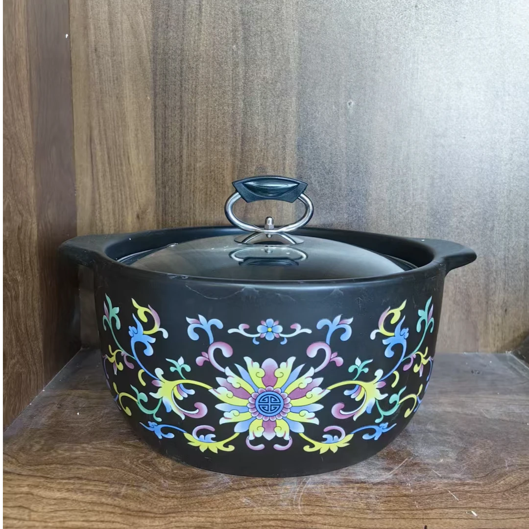 A645微瑕景德镇制陶瓷锅一件