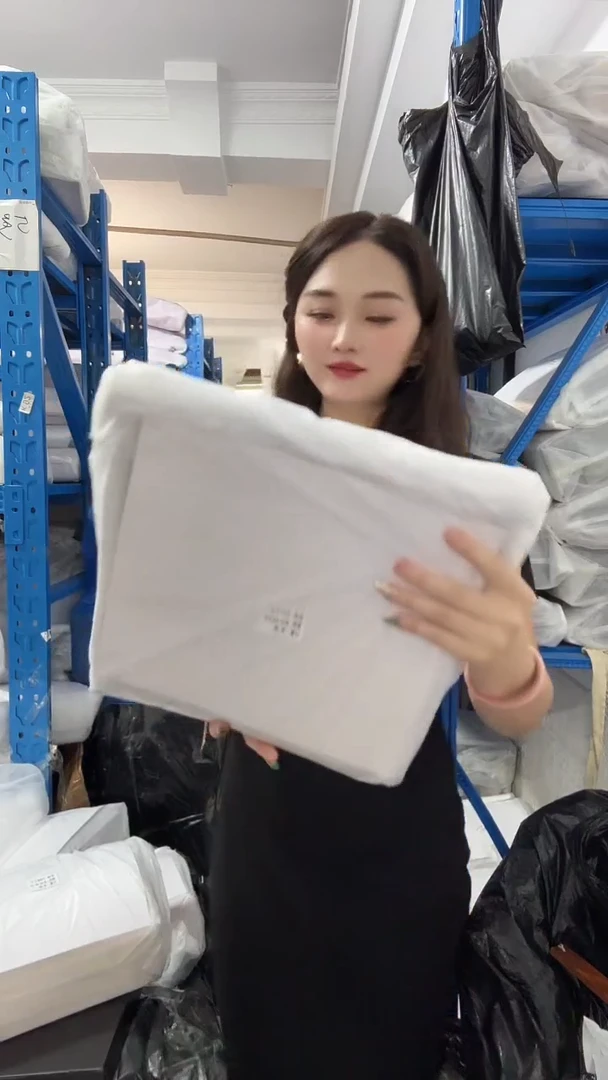蚕丝珊瑚店清斜挎包真皮包时尚百搭包包