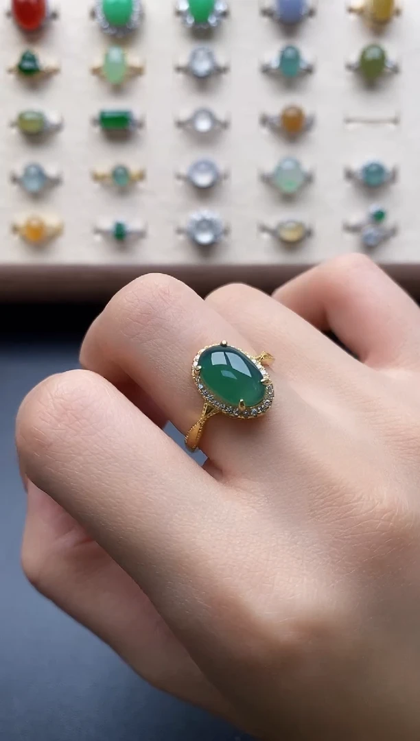 银S925镶嵌戒指翡翠一物一证一礼盒