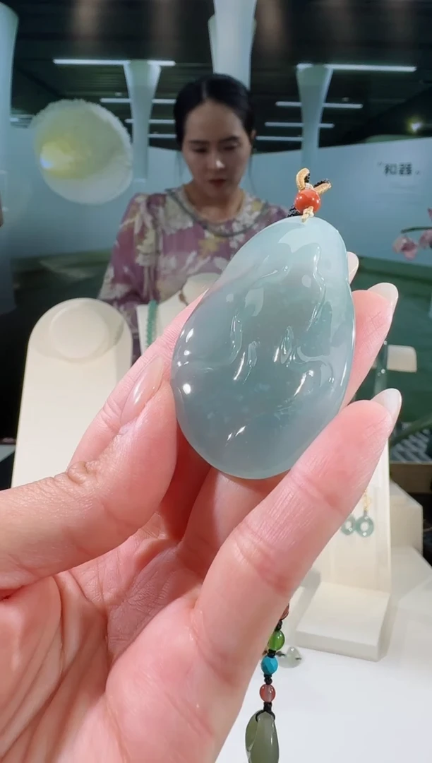 翡翠未镶嵌吊坠(不含链)悟道