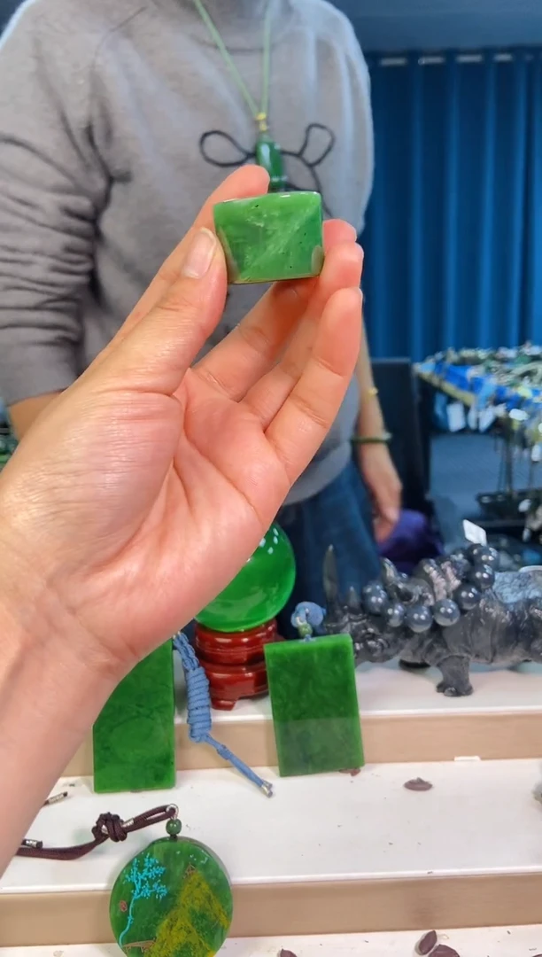 【闪购商品】和田玉挂件未镶嵌1