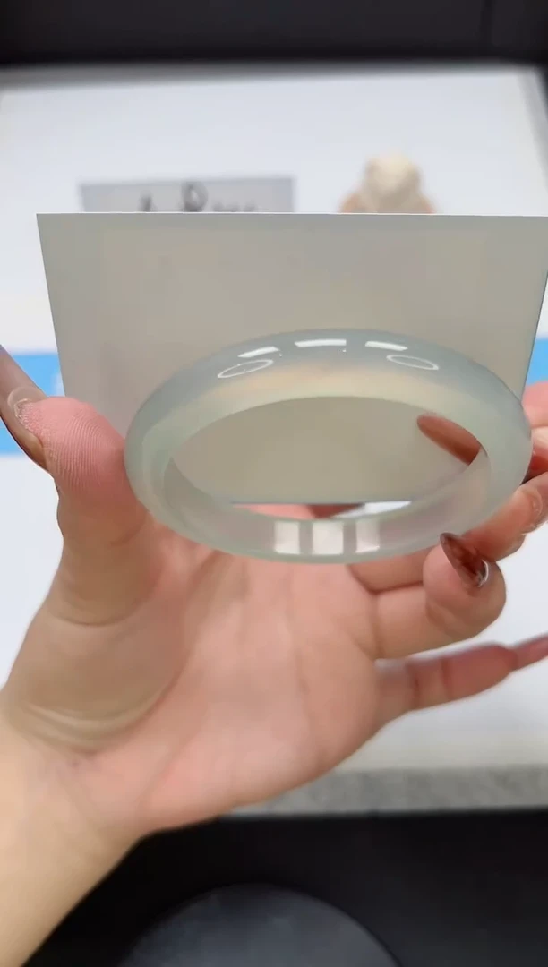 【闪购商品】石英质玉手镯未镶嵌125/58.7晴水