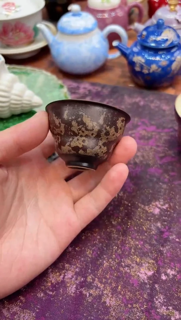 摩吉陶陶闪拍链接 皮革杯
