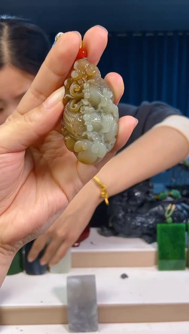 【闪购商品】和田玉挂件未镶嵌1