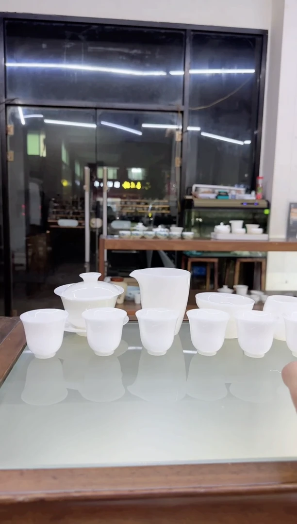 瓷片言泥言泥言泥@YN152