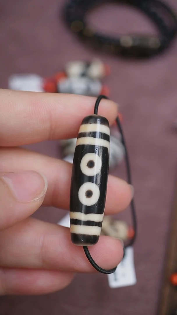 未镶嵌颈饰玛瑙/玉髓手蚀花玛瑙珠定制编绳