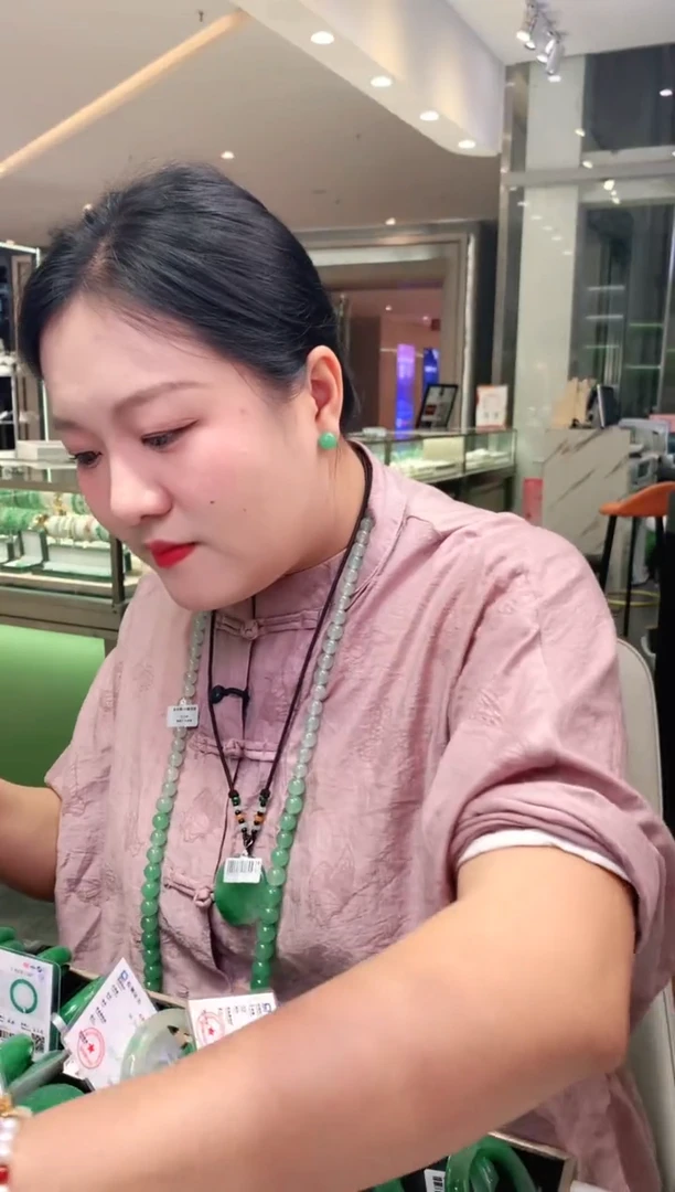 石英质玉手镯未镶嵌云之玉罗总-序号-56