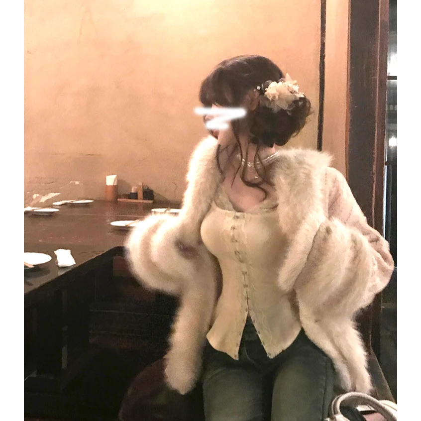 纯欲法则 蕾丝拼接纯欲修身打底衫法式气质磨毛内搭上衣