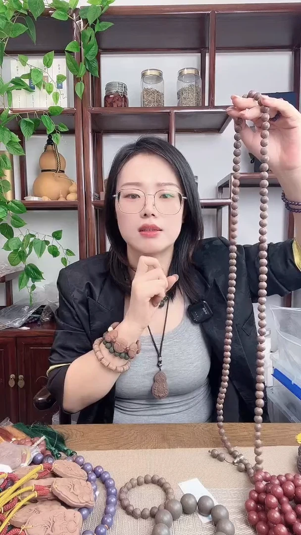 泥塑苏合香方的108籽大脖挂