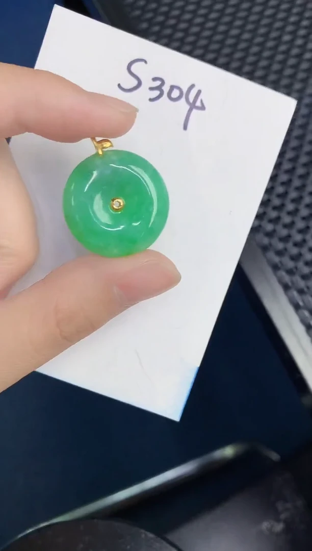 【闪购商品】翡翠颈饰18K金镶嵌000000000