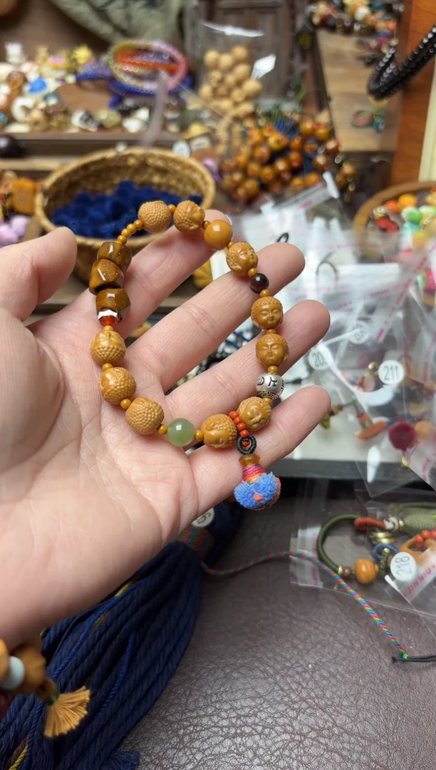 手串猴头核桃佛头手链