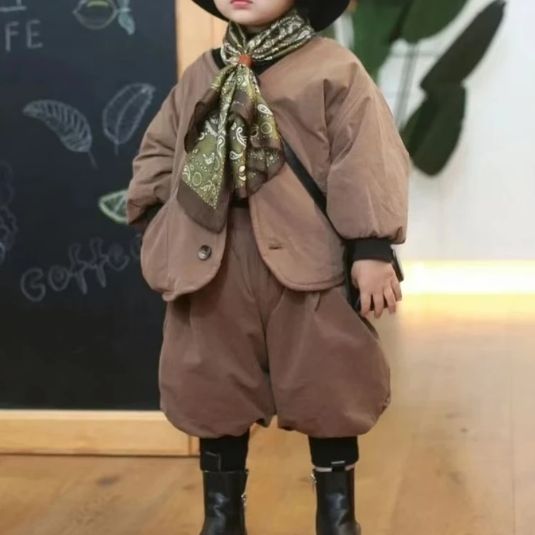 罗小瓶子新款儿童加绒秋冬款男女童休闲加厚纯色中小童两件套装