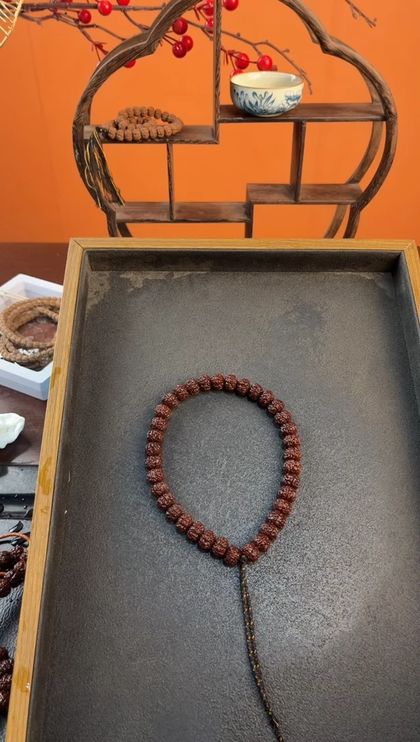 金刚菩提吊坠10mm+一代纯血老树王【收藏级】