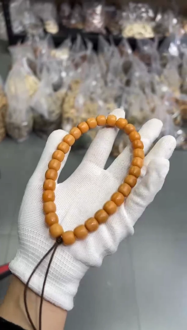 【闪购商品】菩提根/象牙果手串1.0干磨手持（119）