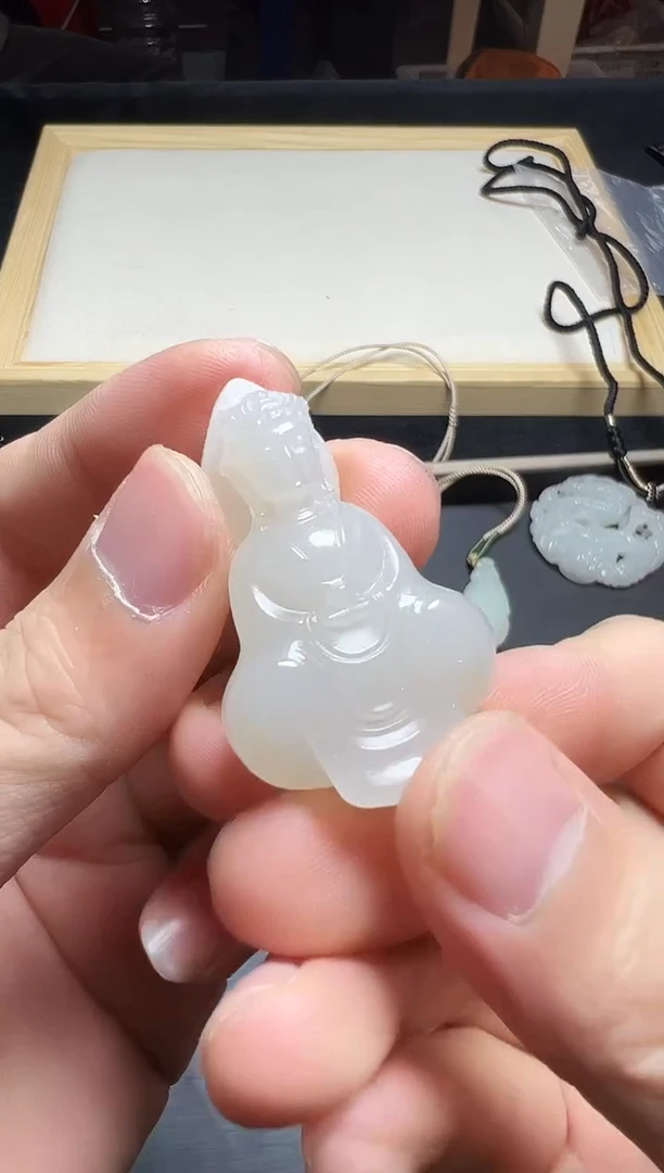 颈饰未镶嵌和田玉hd028观音吊坠