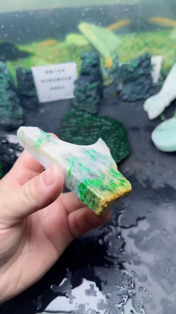 【闪购商品】翡翠颈饰未镶嵌084天然翡翠