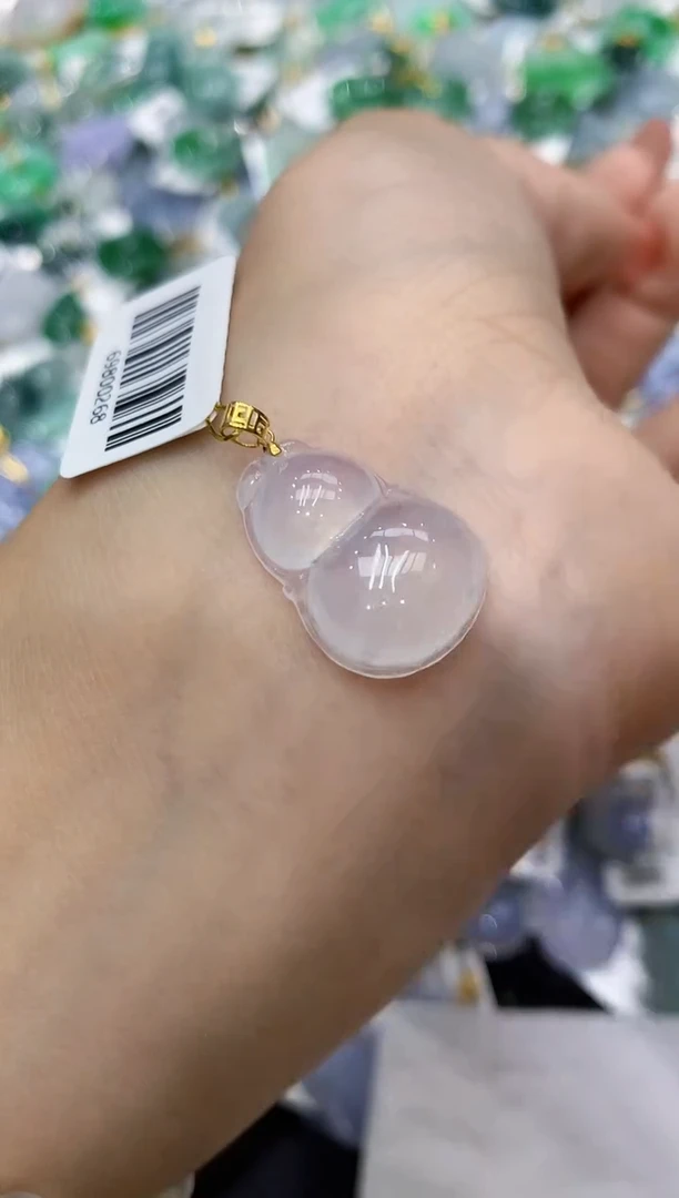 颈饰18K金镶嵌翡翠111111111111