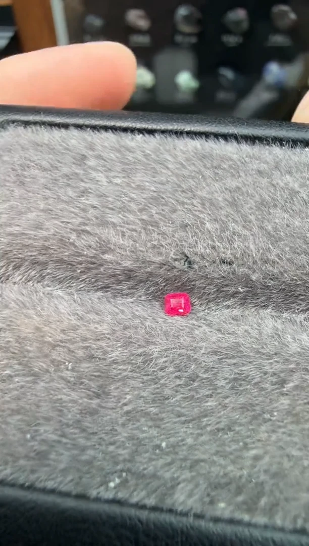 裸石尖晶石超级绝地武士0.1ct-A361-1p