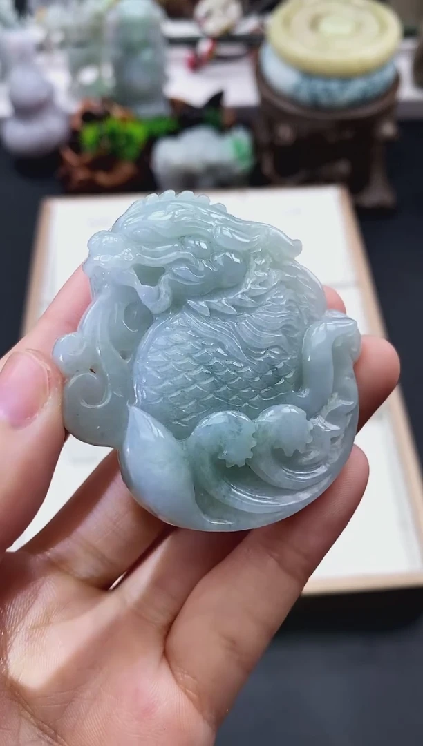 翡翠未镶嵌颈饰天然缅甸A货翡翠