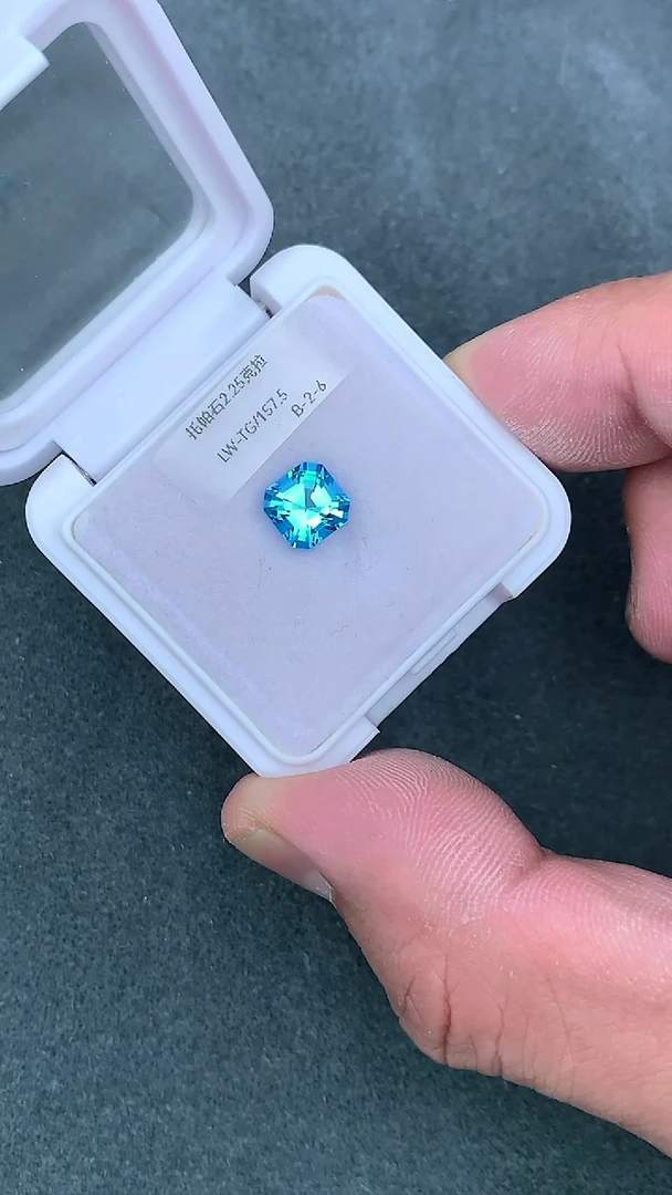 托帕石裸石2.25克拉