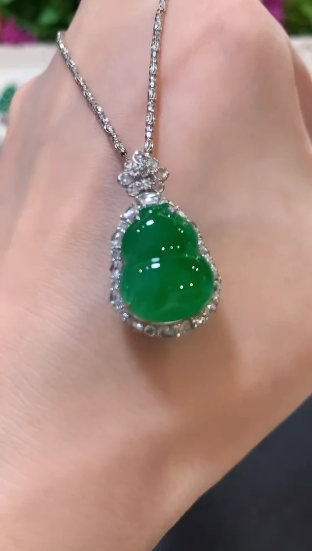 吊坠(不含链)18K金镶嵌翡翠z129