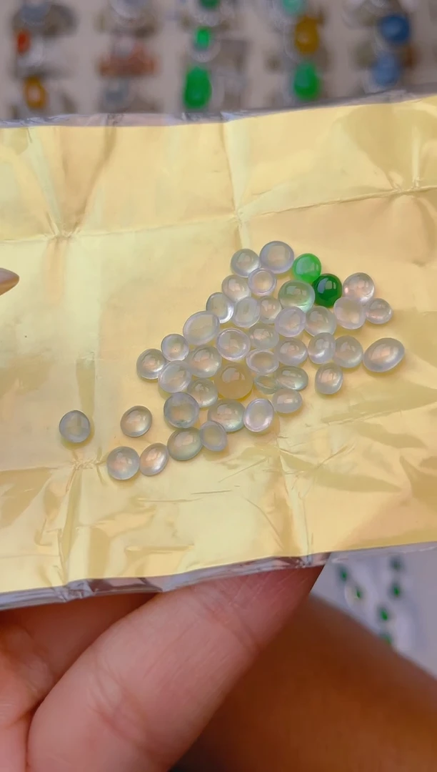 未镶嵌定制翡翠天然翡翠蛋面32