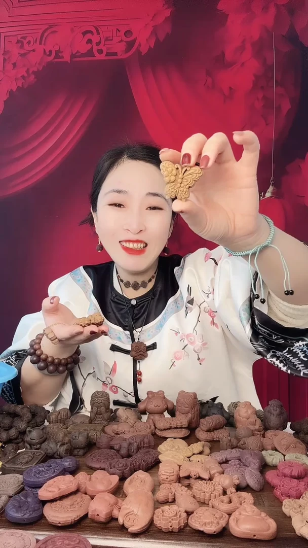 【闪购商品】泥塑馥桂十里香花朵蝴蝶1个