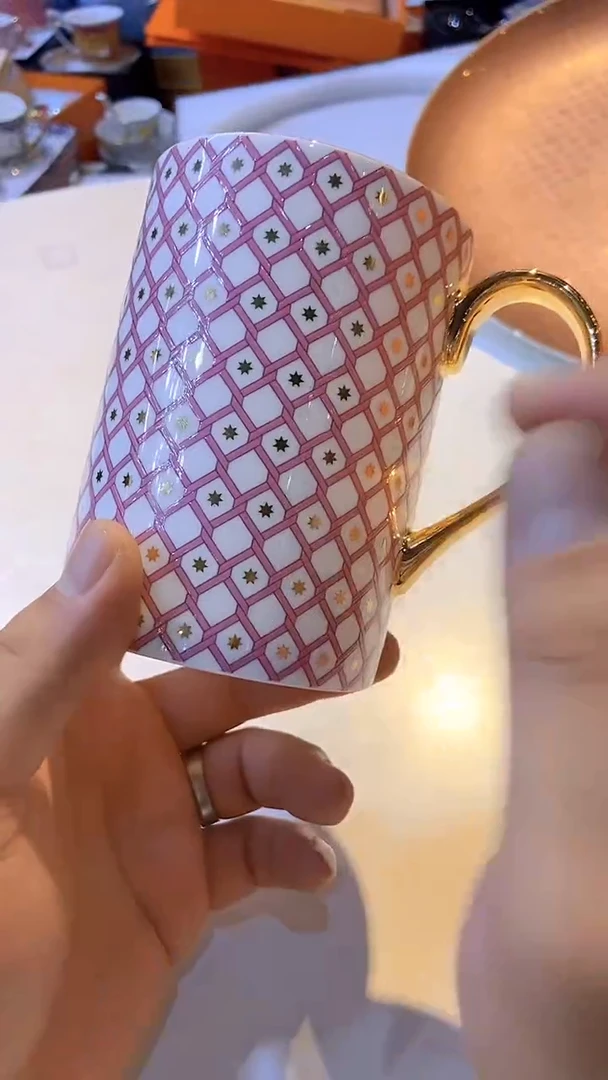 鸿辉家品牌瓷器，京东包邮！