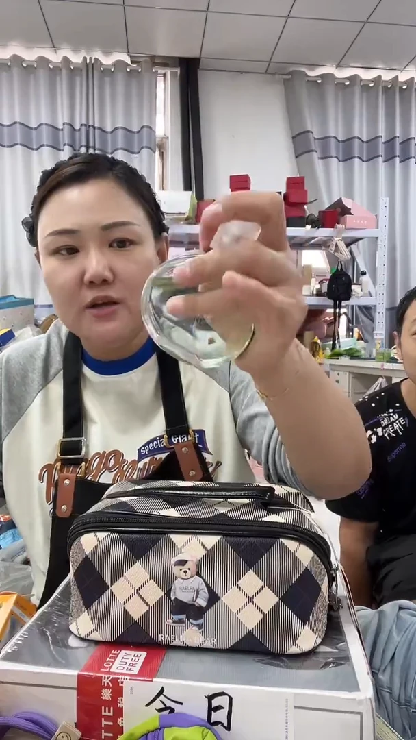 牦牛剖层皮革琪老板女包1号店超好看发图片款绿