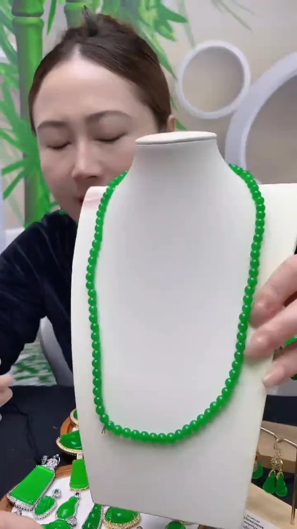 项链未镶嵌翡翠D09