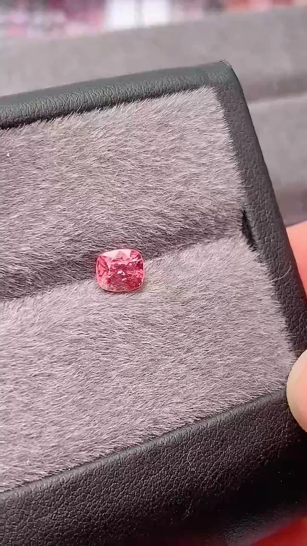 【闪购商品】尖晶石裸石未镶嵌福利0.98