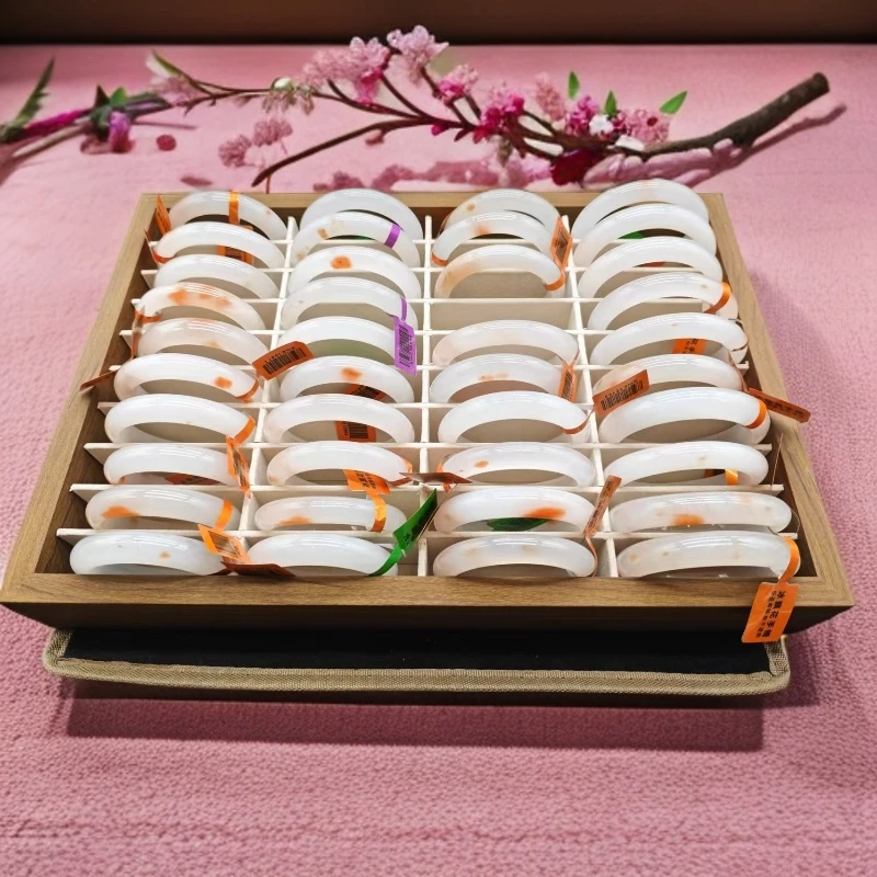 天然飘花冰黄石英质玉手镯（多样性发其一）