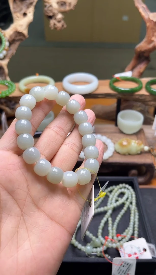 未镶嵌手串和田玉卡12+且末吐拉牧场老型